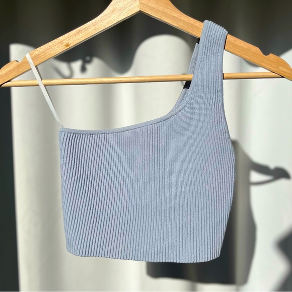 Babaton Sculpt Knit One-Shoulder Cropped Tank - Picture 2 of 10